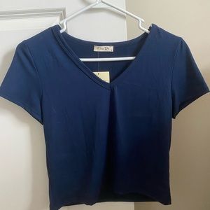 NEW with tags! Navy blue cropped T